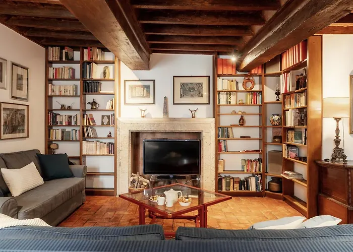 Domus Quiritum Charming, Appartamento D'Epoca A Campo De' Fiori